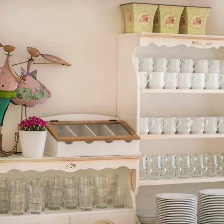 山林小屋 Ranczo Mustafa 波波林